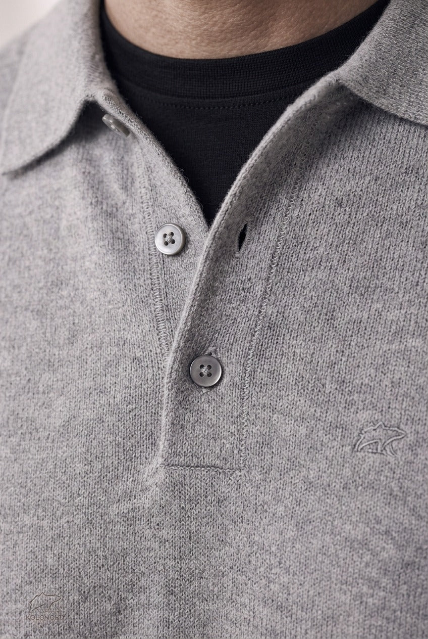 Ribbed collar and three button placket on The Merino Polo