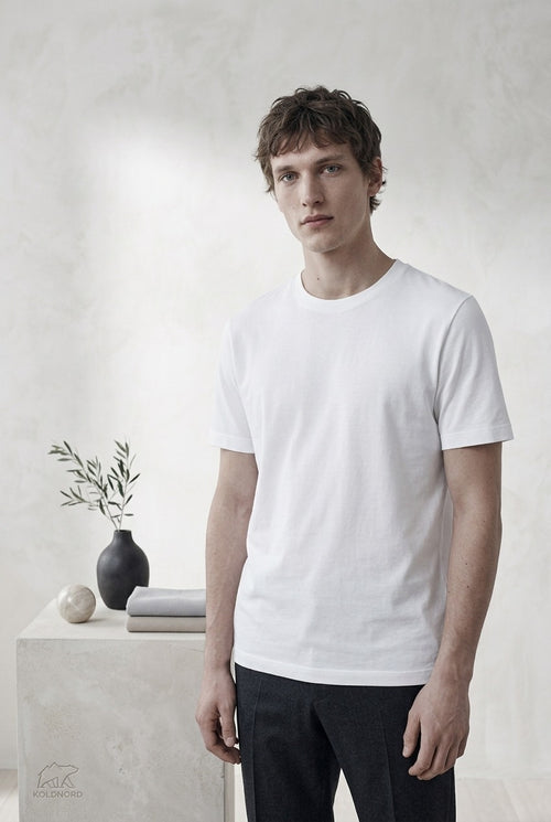 The Heavyweight Tee in white